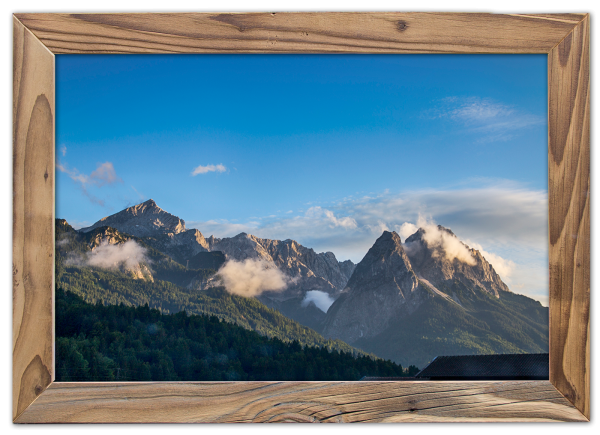 Alpsitze-Zugspitze-Waxnstoa-Altholzrahmen